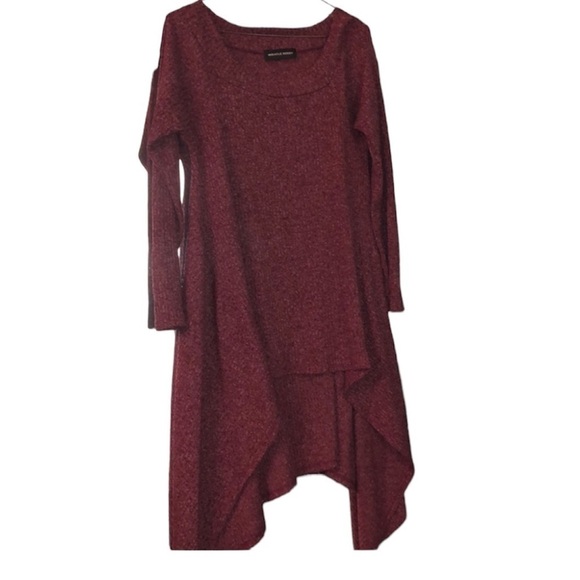 HIGH-LOW top. Size small - Picture 2 of 2